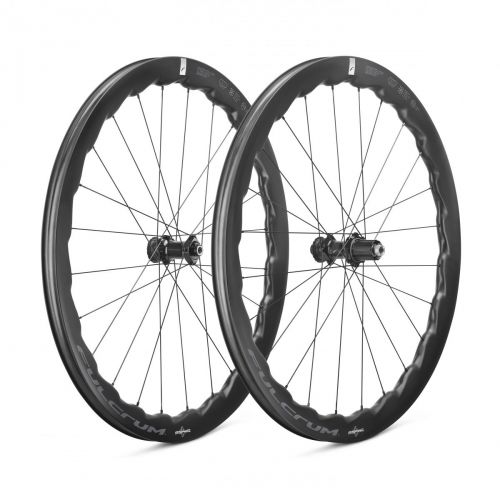 Sada kol FULCRUM Soniq 42 DB Carbon 28" - XDR